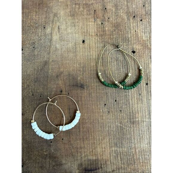 Artisan Jewelry - 2 Pair Artisan Hoop Earrings White Green